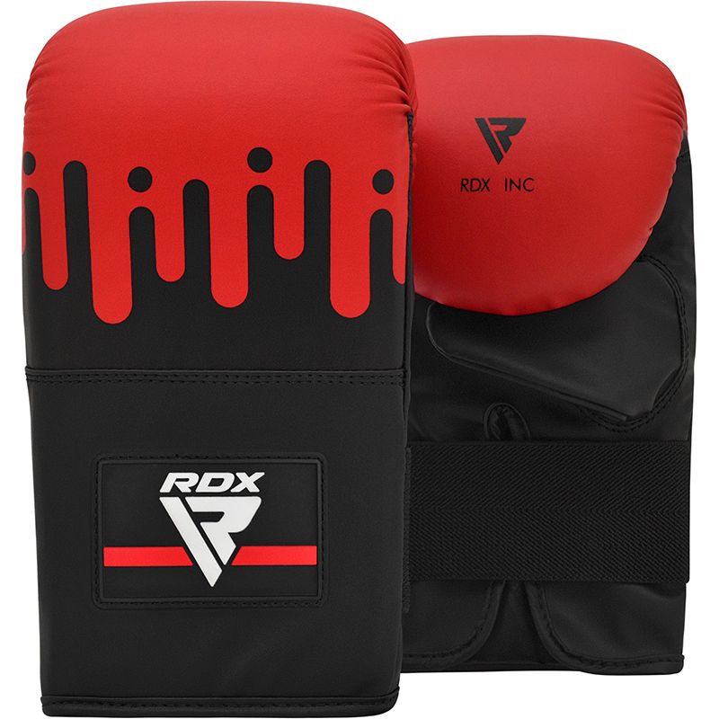 red-black-training-punching-bag-with-ceiling-hook_3